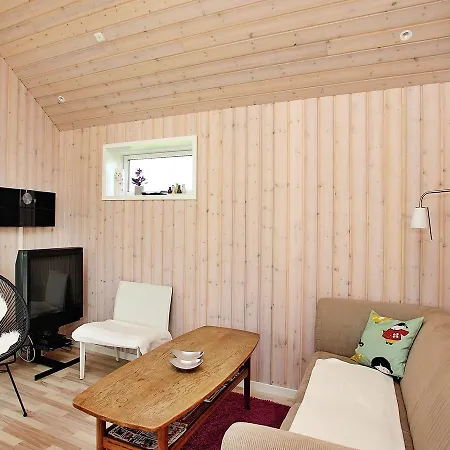 펜션 Two-bedroom Holiday In 28 *