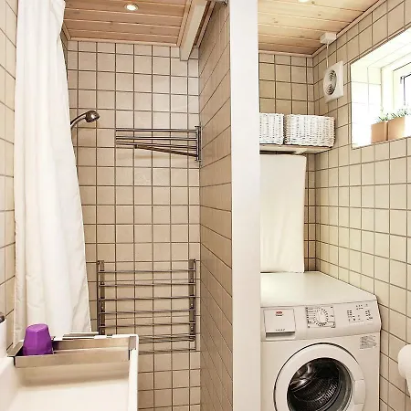 펜션 Two-bedroom Holiday In 28 *